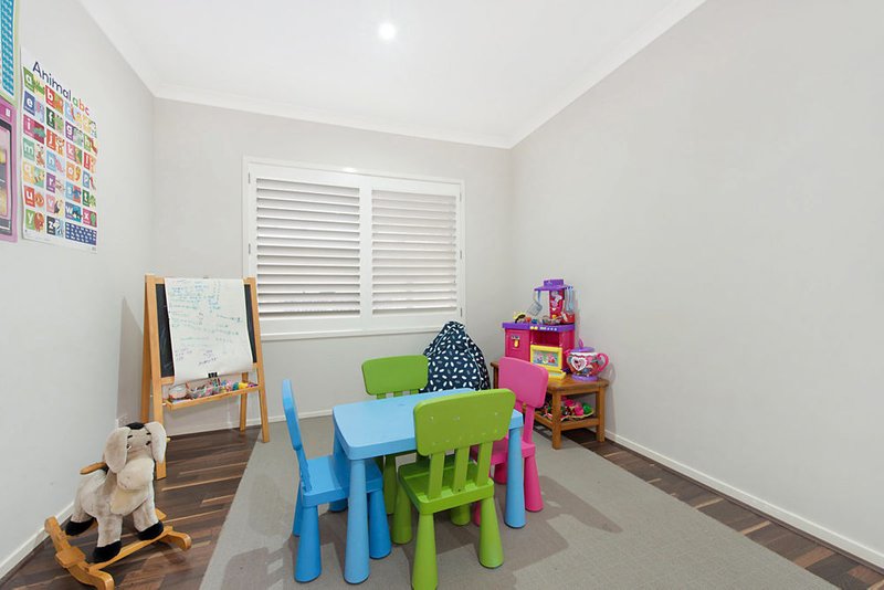 Photo - 15 Atrium Way, Everton Hills QLD 4053 - Image 17