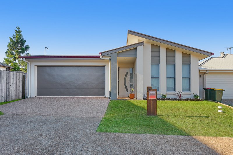 15 Attenborough Circuit, North Lakes QLD 4509