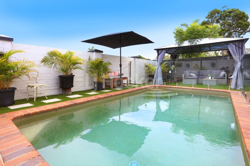 Photo - 1/5 Avi Court, Labrador QLD 4215 - Image 15