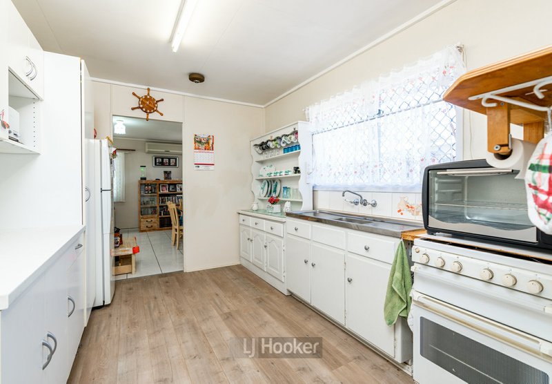 Photo - 15 Avoca Street, Woodridge QLD 4114 - Image 5