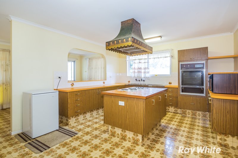 Photo - 15 Avon Avenue, Banksia Beach QLD 4507 - Image 2