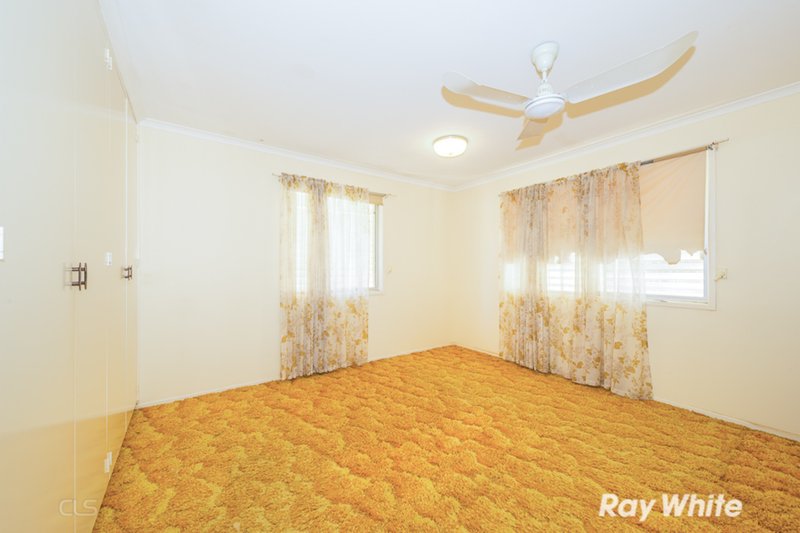 Photo - 15 Avon Avenue, Banksia Beach QLD 4507 - Image 6