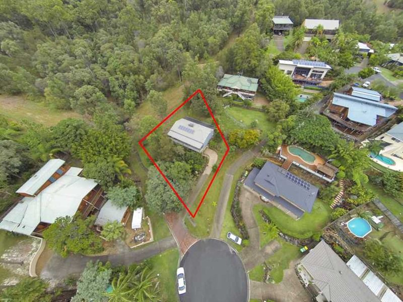 Photo - 15 Avon Court, Pacific Pines QLD 4211 - Image 24