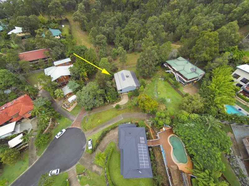 Photo - 15 Avon Court, Pacific Pines QLD 4211 - Image 25