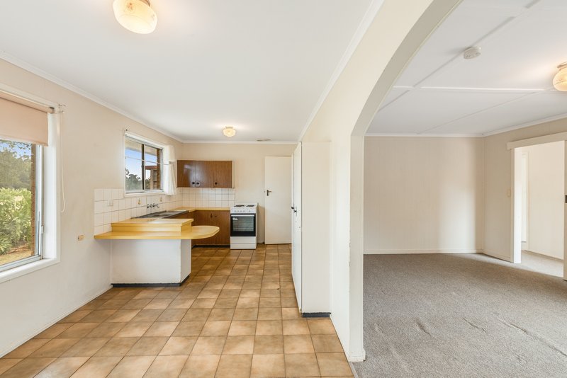 Photo - 15 Balanga Court, South Toowoomba QLD 4350 - Image 4