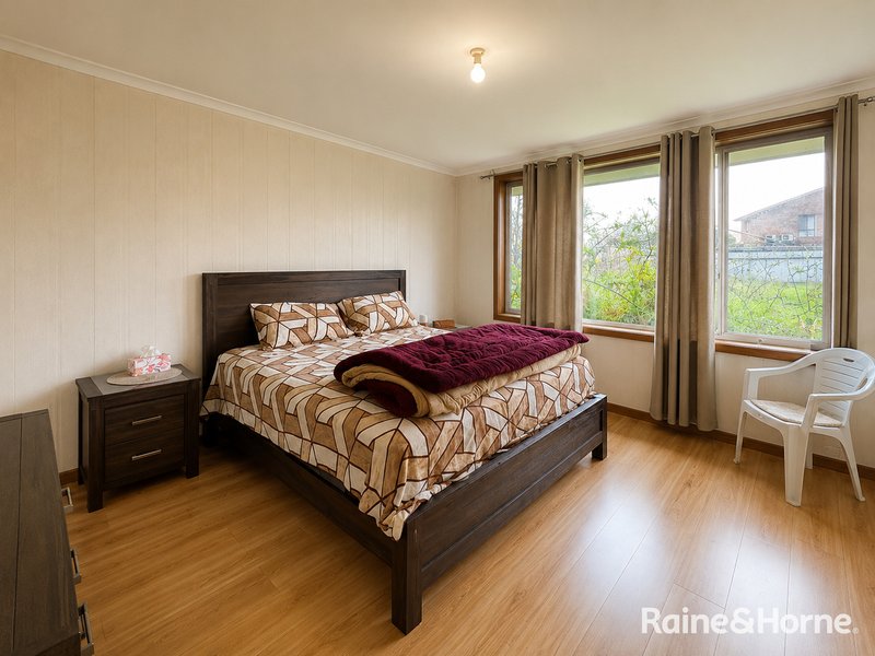 Photo - 15 Ballarto Road, Clyde VIC 3978 - Image 7