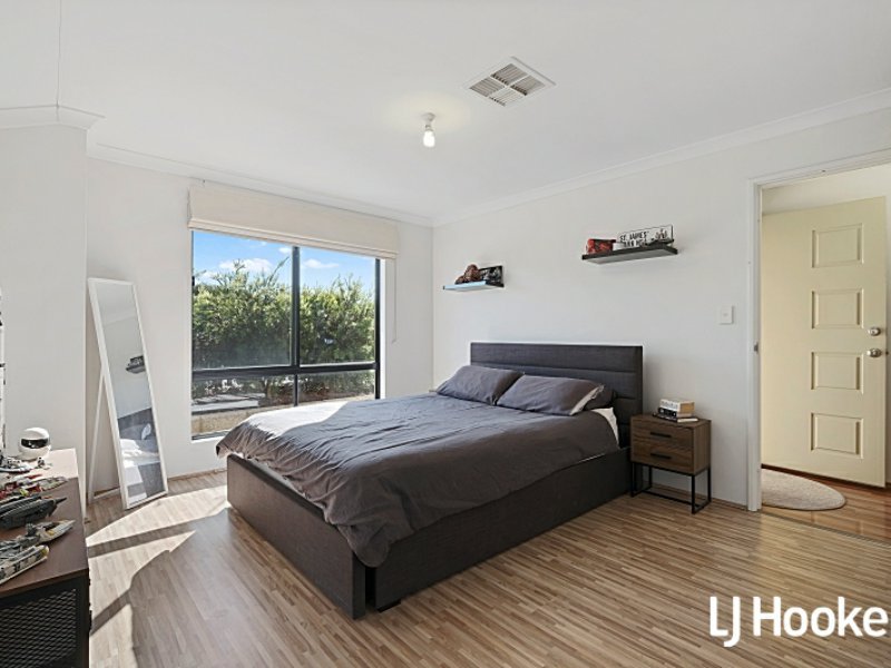 Photo - 15 Ballycastle Loop, Canning Vale WA 6155 - Image 3