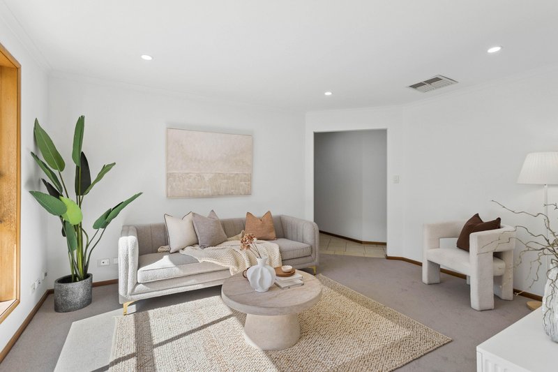 Photo - 15 Balmain Drive, Northgate SA 5085 - Image 2