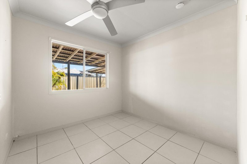 Photo - 15 Balmoral Street, Eagleby QLD 4207 - Image 11