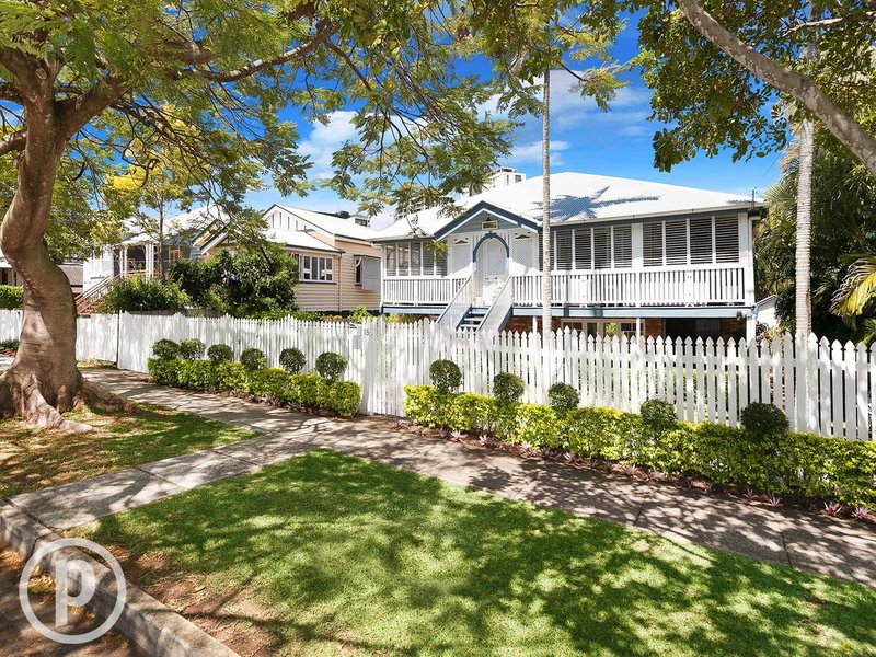 Photo - 15 Balowrie Street, Hamilton QLD 4007 - Image 2