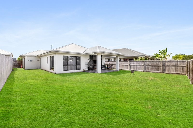 Photo - 15 Bamford Close, Smithfield QLD 4878 - Image 14