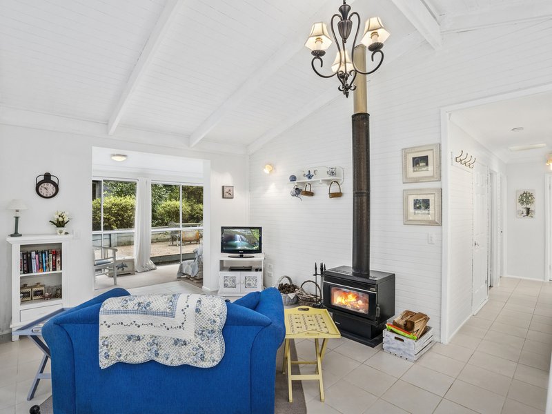 Photo - 15 Banksia Road, Springbrook QLD 4213 - Image 2