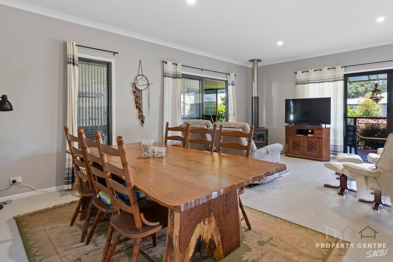 Photo - 15 Banksia Street, Russell Island QLD 4184 - Image 6