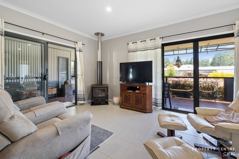 Photo - 15 Banksia Street, Russell Island QLD 4184 - Image 7