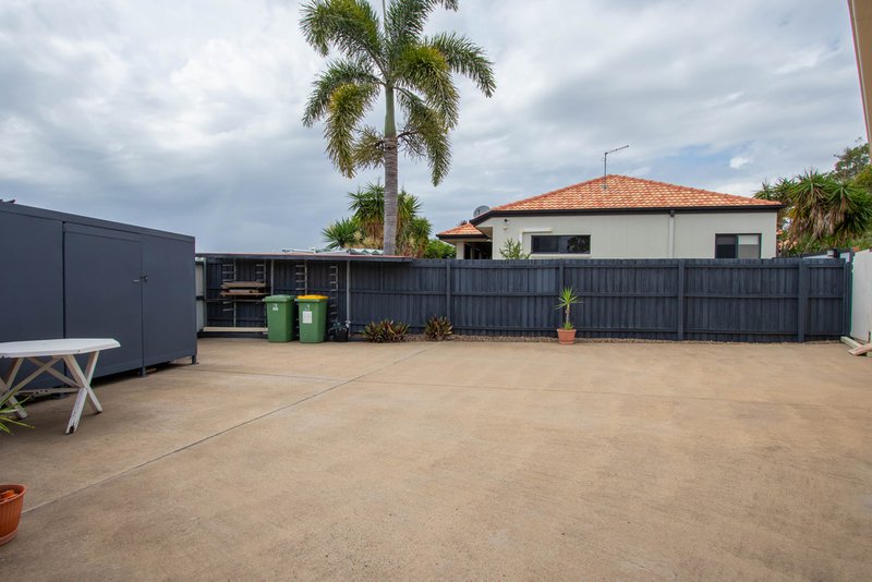 Photo - 15 Barnhill Terrace, Edens Landing QLD 4207 - Image 7