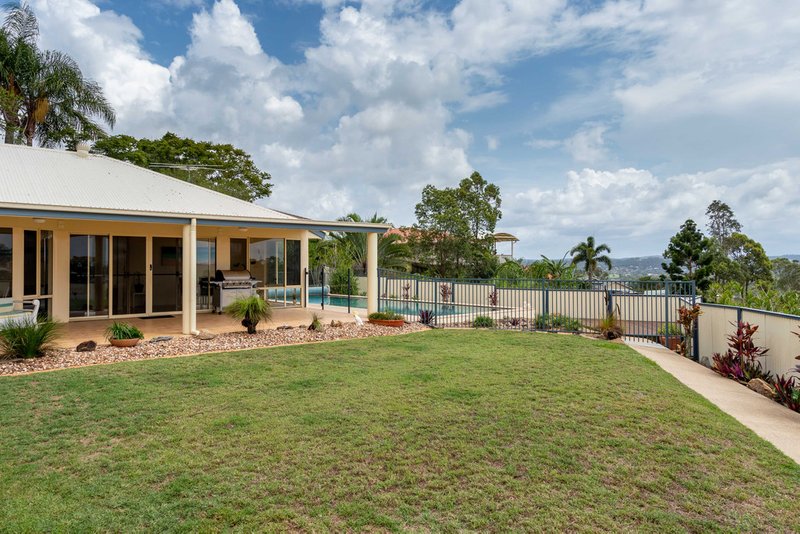 Photo - 15 Barnhill Terrace, Edens Landing QLD 4207 - Image 8