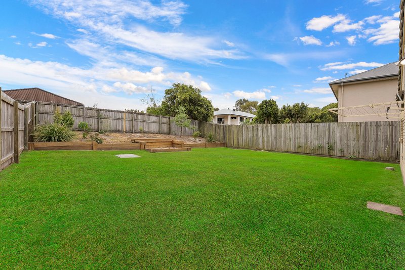 Photo - 15 Barrier Street, North Lakes QLD 4509 - Image 14