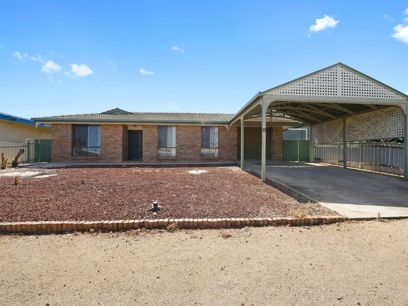 15 Barton Road, Tiddy Widdy Beach SA 5571