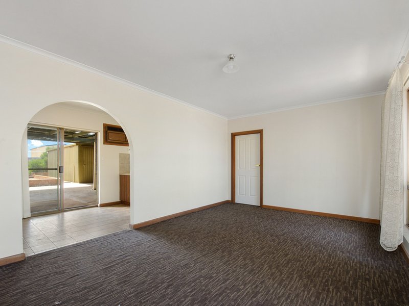 Photo - 15 Barton Road, Tiddy Widdy Beach SA 5571 - Image 4