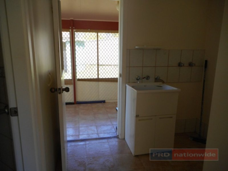 Photo - 15 Batlow Avenue, Batlow NSW 2730 - Image 7