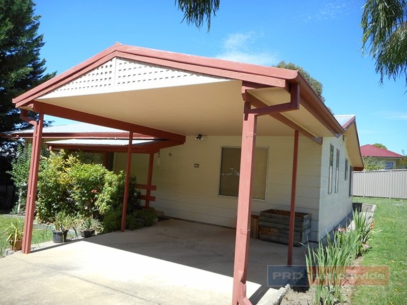 Photo - 15 Batlow Avenue, Batlow NSW 2730 - Image 12