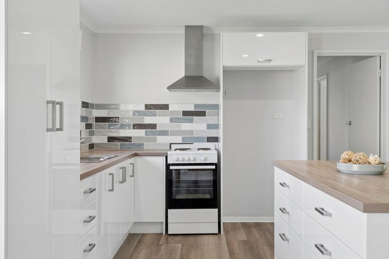 Photo - 15 Baxter Street, Timboon VIC 3268 - Image 6