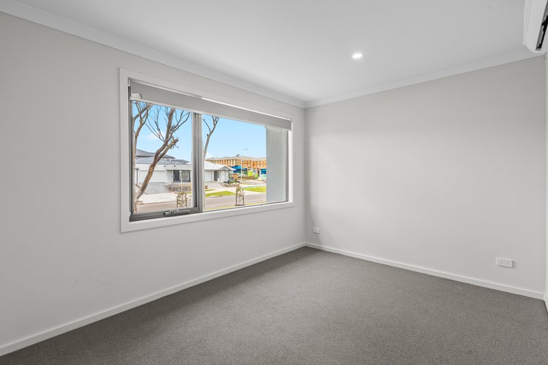 Photo - 15 Bayou Walk, Sunbury VIC 3429 - Image 8
