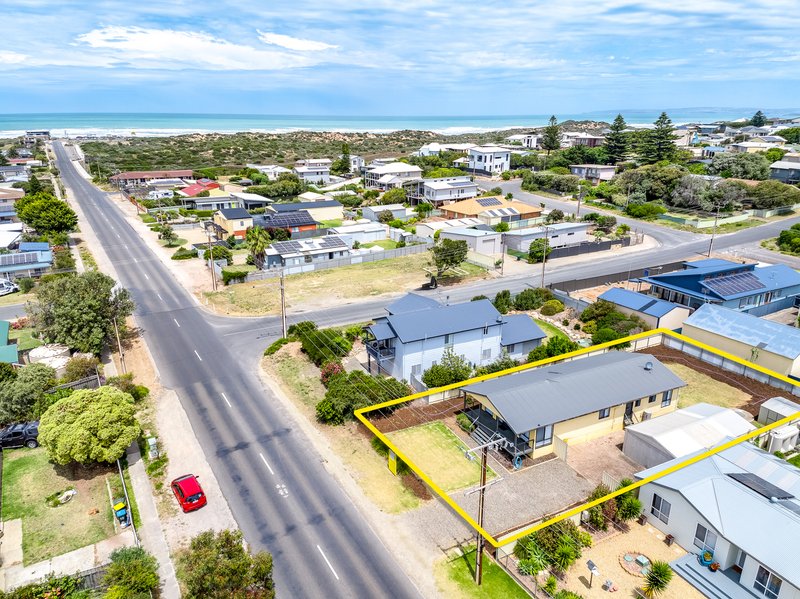 Photo - 15 Beach Road, Goolwa Beach SA 5214 - Image 3