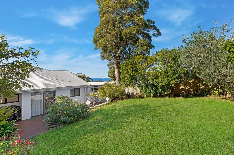 Photo - 15 Beachcomber Parade, North Avoca NSW 2260 - Image 9