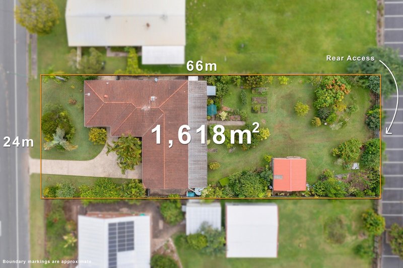 15 Beacon , Morayfield QLD 4506