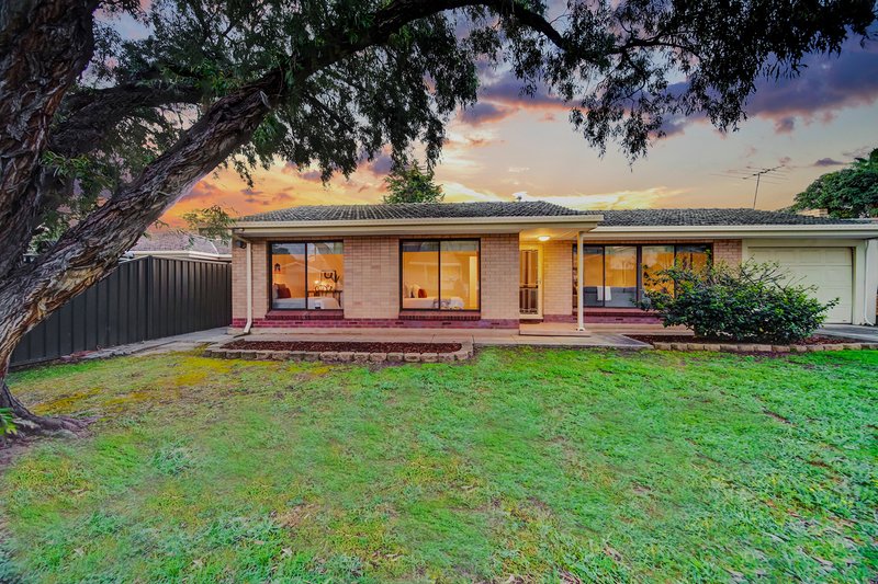 Photo - 15 Beaufort Crescent, Felixstow SA 5070 - Image 2