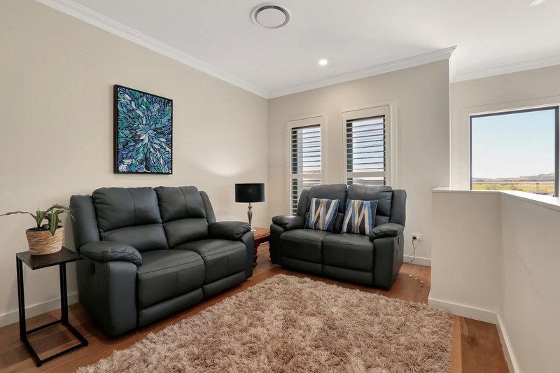 Photo - 15 Beauty Street, Calderwood NSW 2527 - Image 9