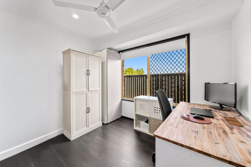 Photo - 15 Beechal Street, Runcorn QLD 4113 - Image 14