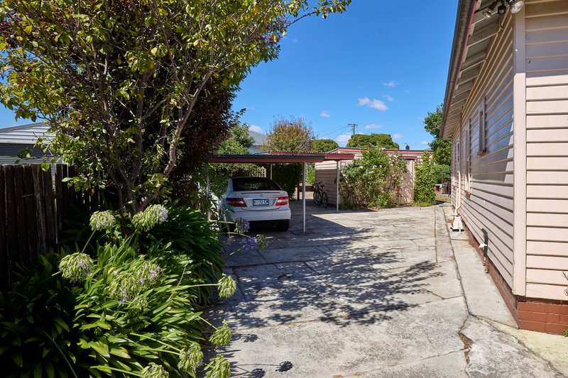 Photo - 15 Belhaven Crescent, Newstead TAS 7250 - Image 12