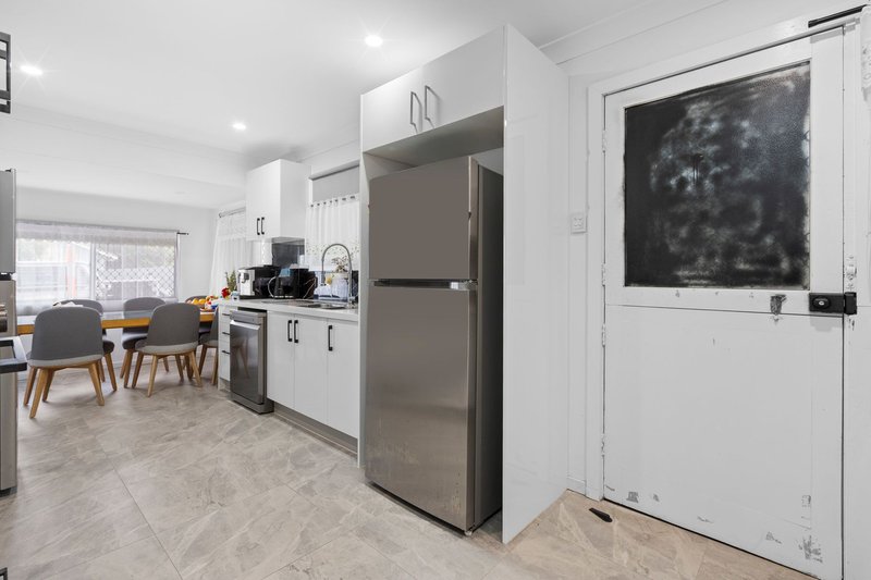 Photo - 15 Bellatrix Street, Inala QLD 4077 - Image 5