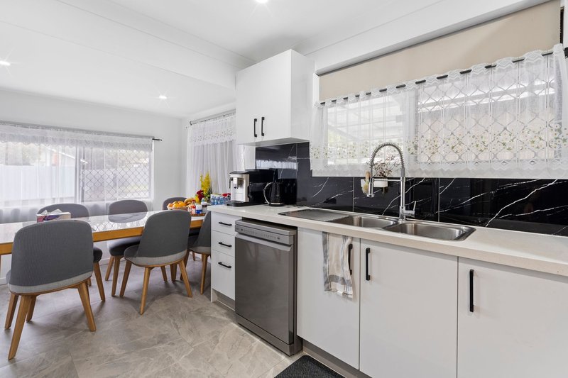 Photo - 15 Bellatrix Street, Inala QLD 4077 - Image 6