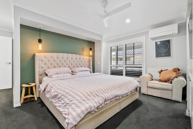 Photo - 15 Bells Court, Rosslyn QLD 4703 - Image 10