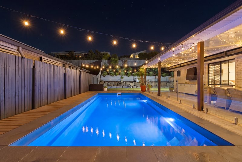 Photo - 15 Bells Court, Rosslyn QLD 4703 - Image 24