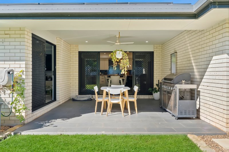Photo - 15 Bells Court, Rosslyn QLD 4703 - Image 29
