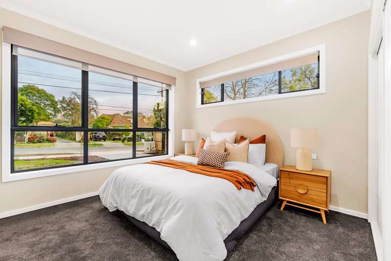 Photo - 1/5 Belmont Road West , Croydon South VIC 3136 - Image 6