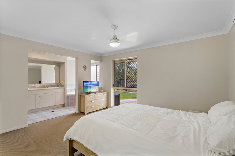 Photo - 15 Bendee Court, Narangba QLD 4504 - Image 11