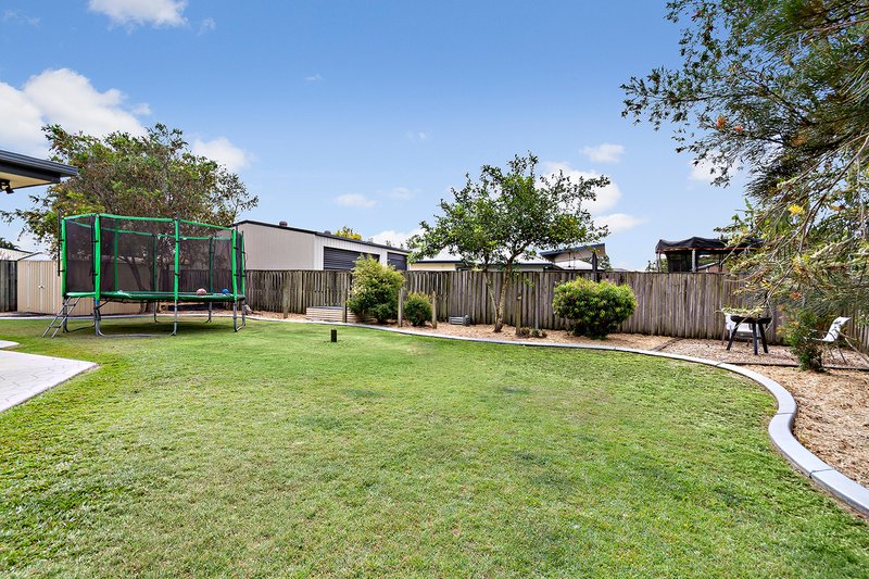 Photo - 15 Bendee Court, Narangba QLD 4504 - Image 15