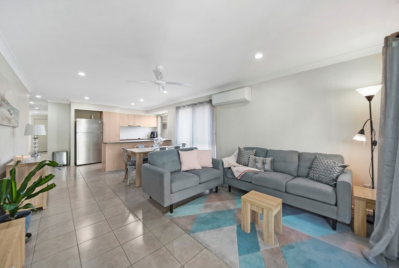 Photo - 1/5 Benson Street, Ormeau QLD 4208 - Image 4