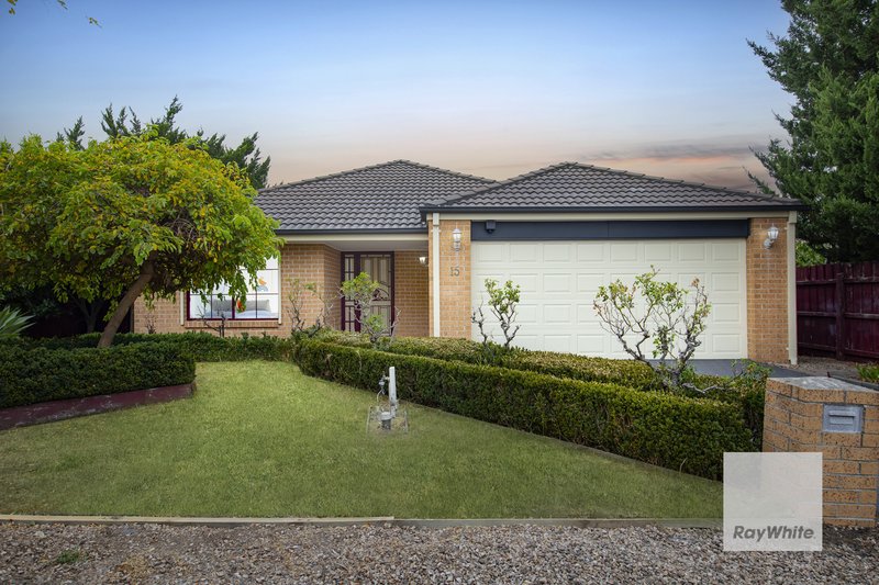 15 Berthon Crescent, Hillside VIC 3037