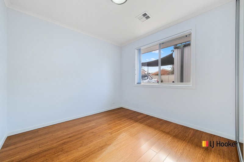 Photo - 15 Bimbiang Crescent, Ngunnawal ACT 2913 - Image 9