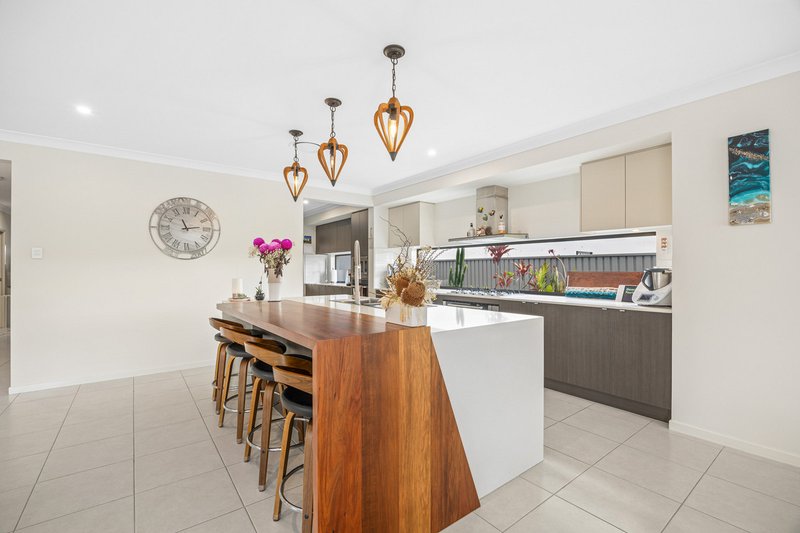 Photo - 15 Birchgrove Circuit, Baringa QLD 4551 - Image 5
