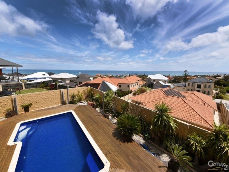 Photo - 15 Birkenhead Ridge, Mindarie WA 6030 - Image 11