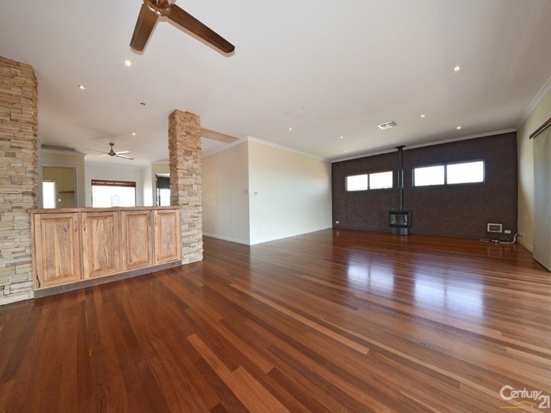 Photo - 15 Birkenhead Ridge, Mindarie WA 6030 - Image 13