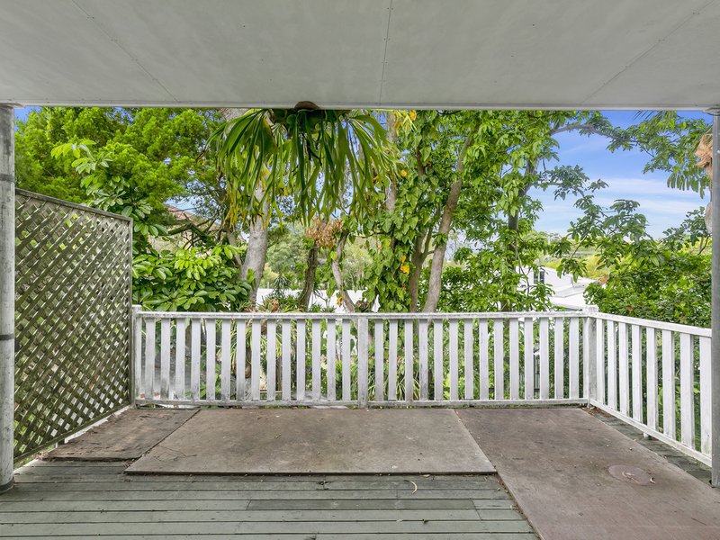 Photo - 15 Blaik St , Woorim QLD 4507 - Image 9