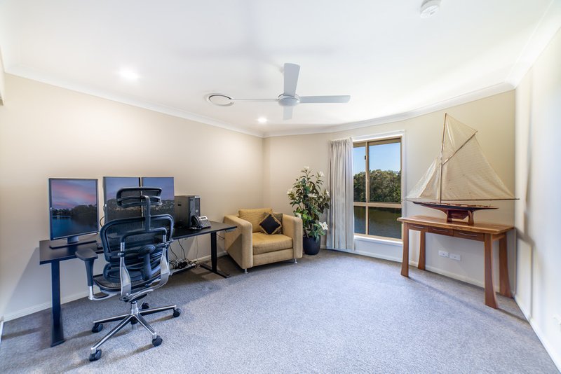 Photo - 15 Blakehurst Place, Robina QLD 4226 - Image 17